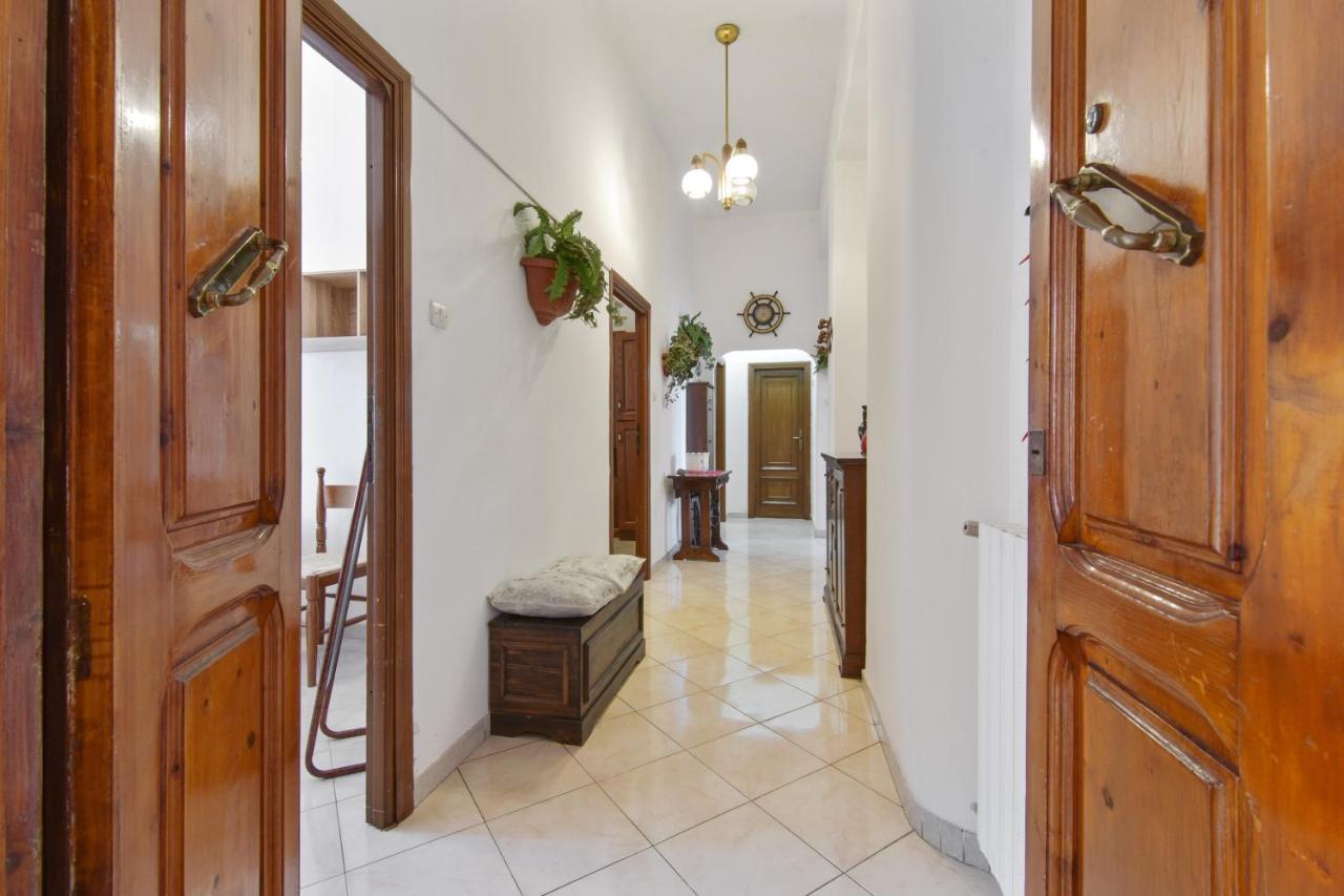Elegant Apartment With Sea View In Porto Santo Stefano 89 M² Екстериор снимка