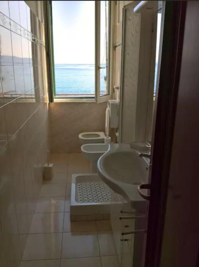 Elegant Apartment With Sea View In Porto Santo Stefano 89 M² Екстериор снимка